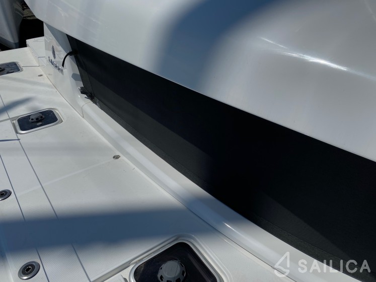 Lagoon 42 - Yacht Charter Sailica
