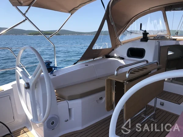 Elan 40 Impression - Yacht Charter Sailica