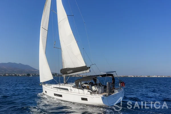 Oceanis 46.1 - Yacht Charter Sailica