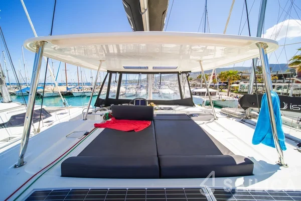 Lagoon 46  - Yacht Charter Sailica