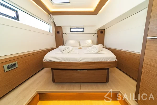 Lagoon 46  - Yacht Charter Sailica