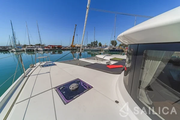 Lagoon 46  - Yacht Charter Sailica