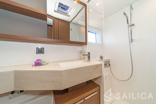 Lagoon 46  - Yacht Charter Sailica