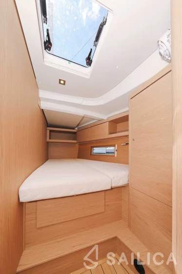 Oceanis 46.1 - Yacht Charter Sailica