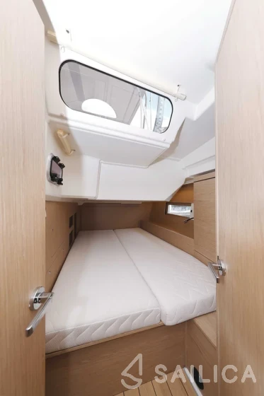 Oceanis 46.1 - Yacht Charter Sailica