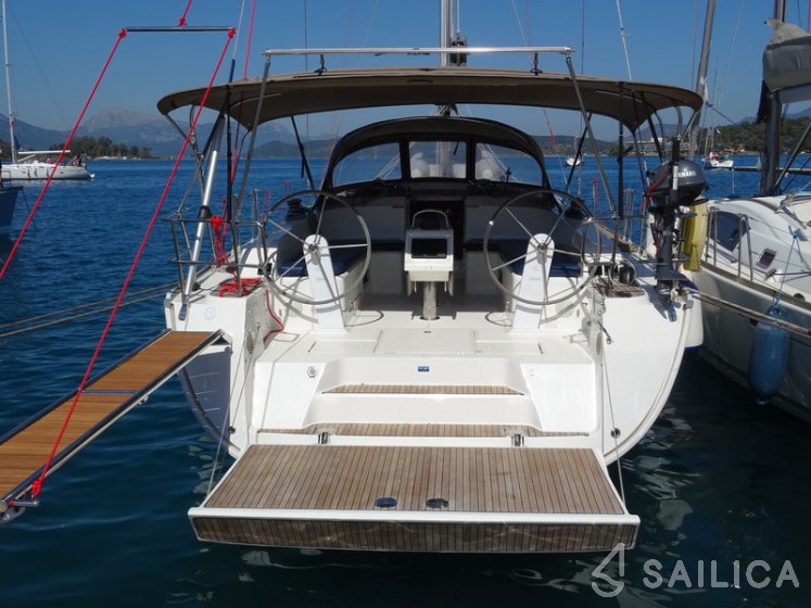 Bavaria Cruiser 46 - Yacht Charter Sailica