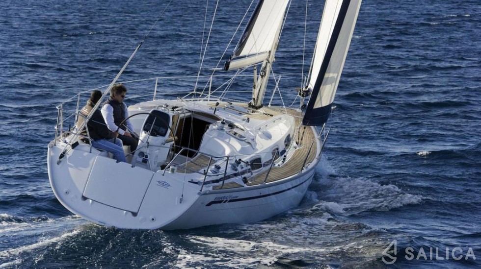 Bavaria 34 Cruiser - Yacht Charter Sailica