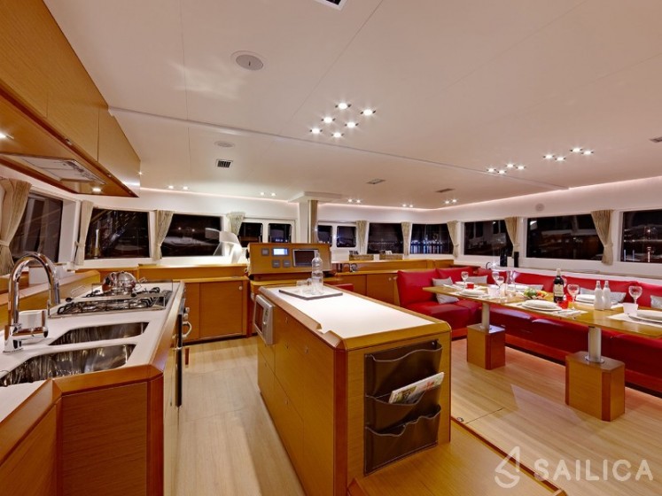 Lagoon 620 - Yacht Charter Sailica