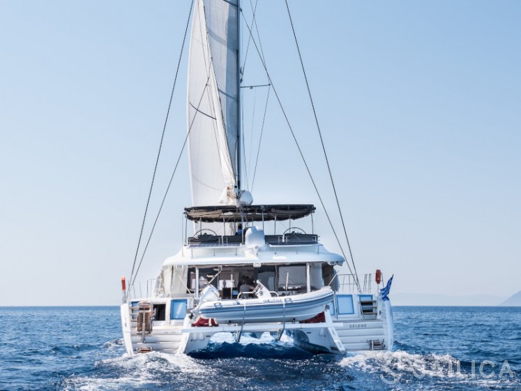 Lagoon 620 - Photo #7 Lagoon 620 - Yacht Charter Sailica