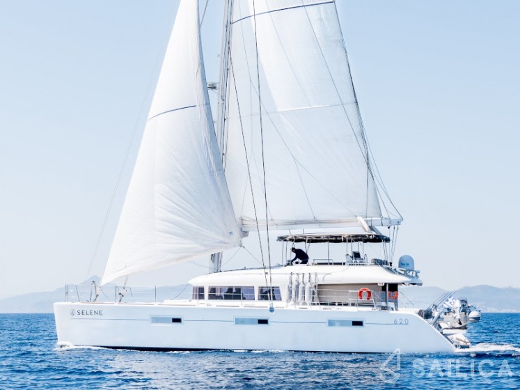 Lagoon 620 - Photo #5 Lagoon 620 - Yacht Charter Sailica
