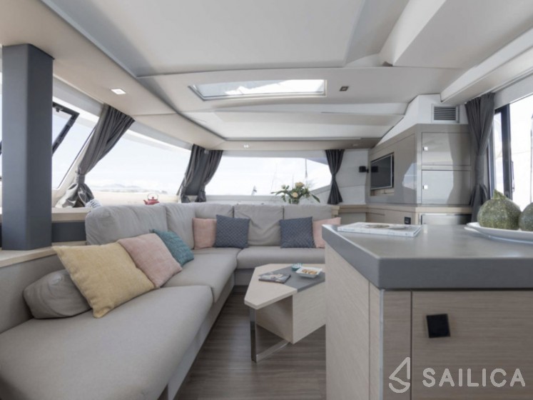 Saona 47 - Yacht Charter Sailica