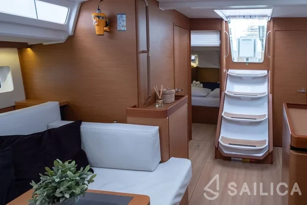 Sun Odyssey 440 - Yacht Charter Sailica