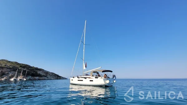 Sun Odyssey 440 - Yacht Charter Sailica