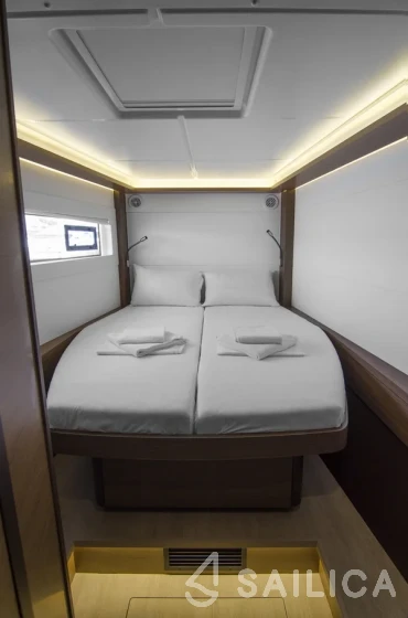 Lagoon 46  - Yacht Charter Sailica