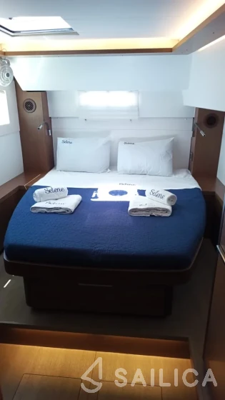 Lagoon 46  - Yacht Charter Sailica
