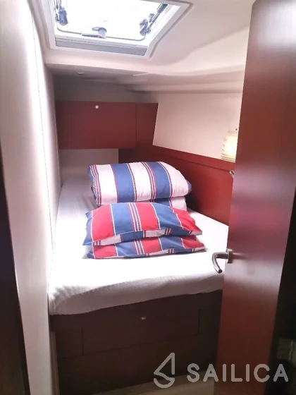 Hanse 455 - Yacht Charter Sailica