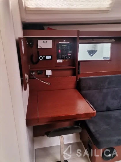 Hanse 455 - Yacht Charter Sailica