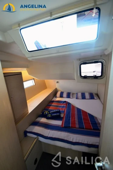 Oceanis 51.1 - Yacht Charter Sailica