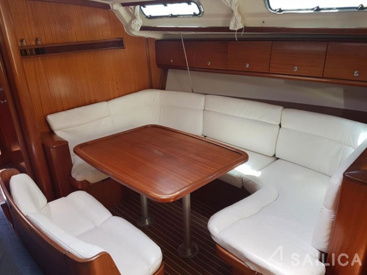 Bavaria 44 - Yacht Charter Sailica