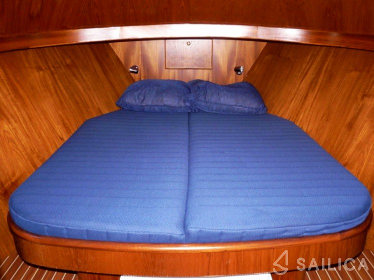 De Drait Bravoure 40 - Yacht Charter Sailica