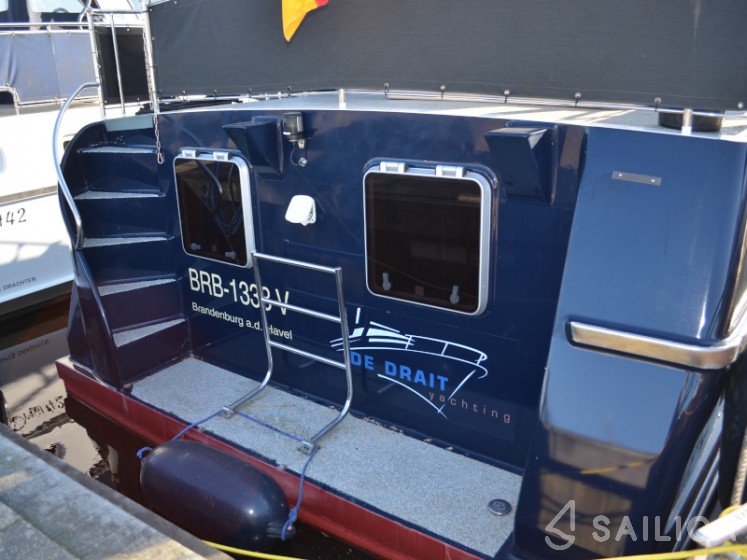 De Drait Renal 36 - Yacht Charter Sailica