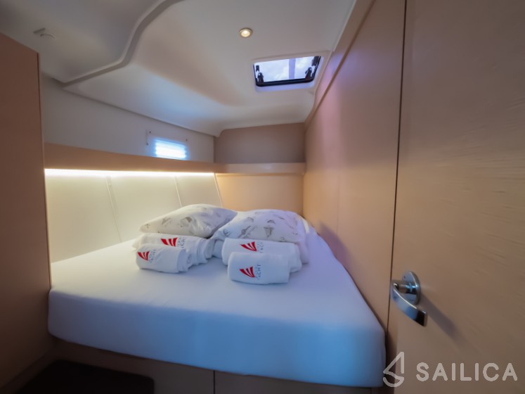 Elan 50 Impression - Yacht Charter Sailica