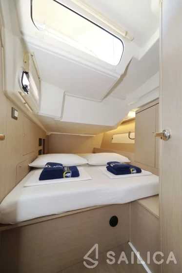Oceanis 46.1 - Yacht Charter Sailica