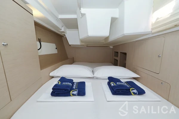 Oceanis 46.1 - Yacht Charter Sailica