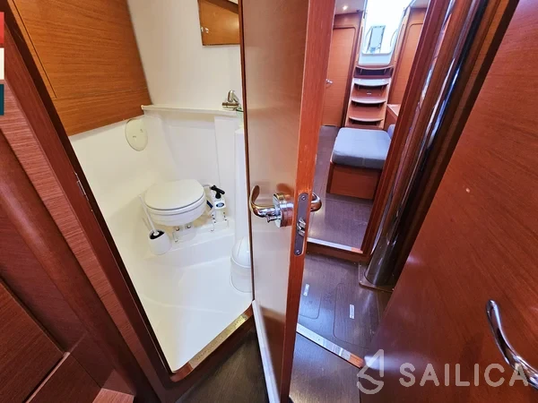 Dufour 460 GL - Yacht Charter Sailica