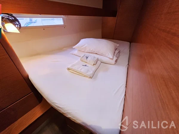 Dufour 460 GL - Yacht Charter Sailica