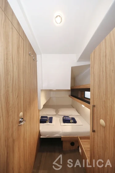 Futura 40 Grand Horizon - Yacht Charter Sailica