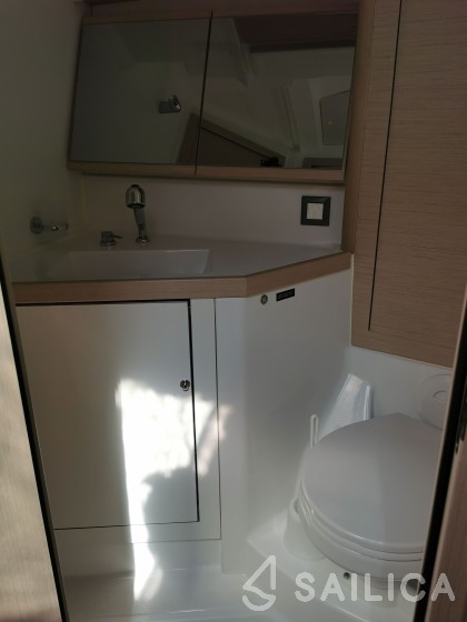 Oceanis 46.1 - Yacht Charter Sailica