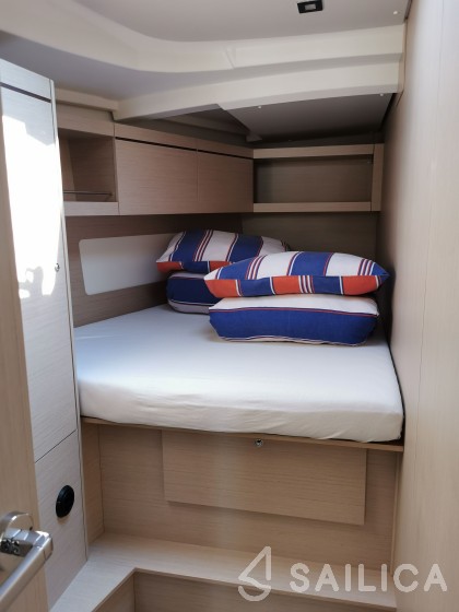 Oceanis 46.1 - Yacht Charter Sailica