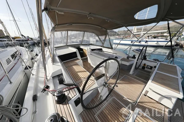 Oceanis 46.1 - Yacht Charter Sailica