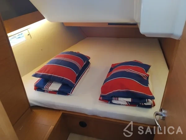 Dufour 430 - Yacht Charter Sailica