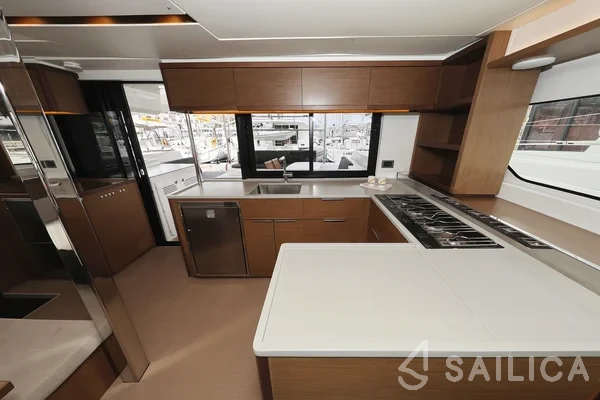 Lagoon 46  - Yacht Charter Sailica