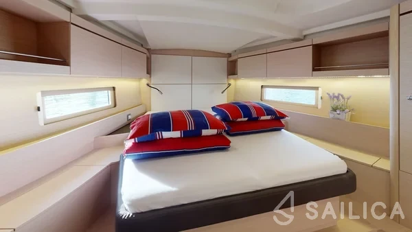 Oceanis 46.1 - Yacht Charter Sailica
