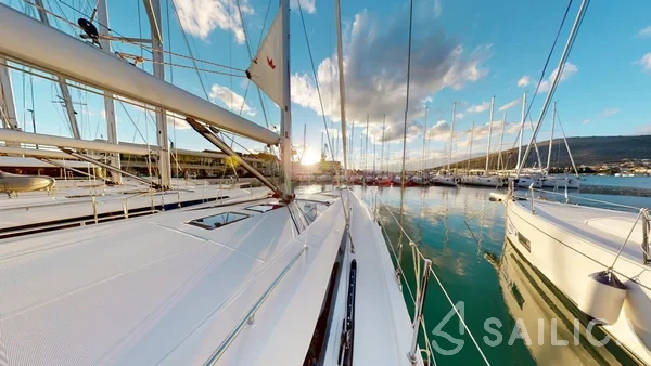 Oceanis 46.1 - Yacht Charter Sailica