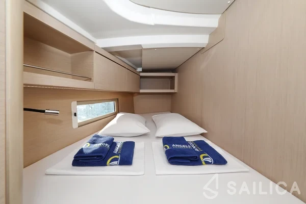 Oceanis 46.1 - Yacht Charter Sailica