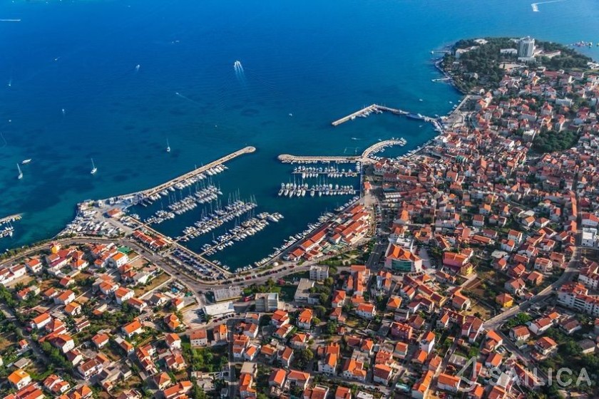 Oceanis 46.1 - Yacht Charter Sailica