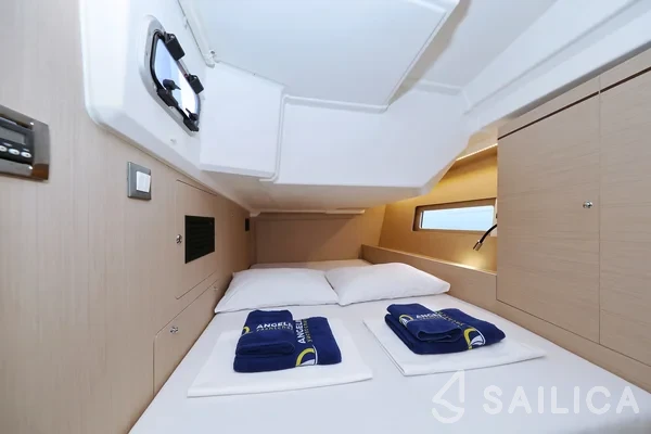 Oceanis 46.1 - Yacht Charter Sailica