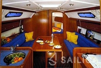 Bavaria 32 - Yacht Charter Sailica