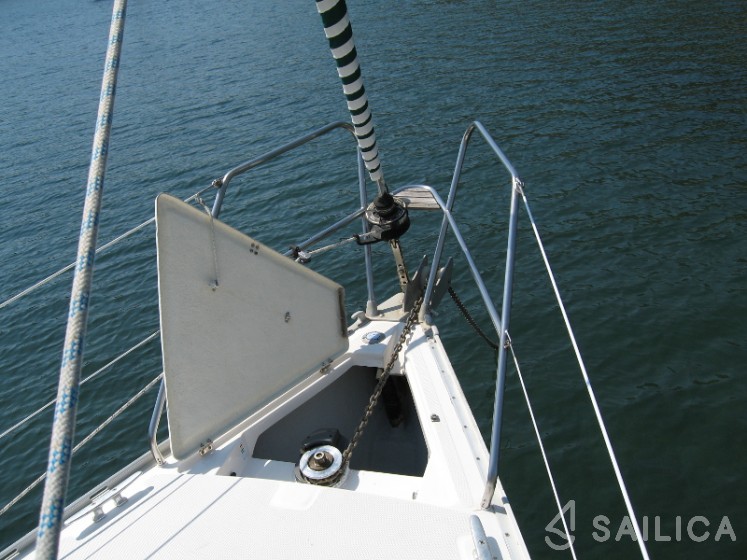 Bavaria 32 - Yacht Charter Sailica
