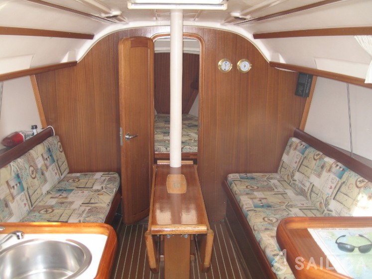 Bavaria 32 - Yacht Charter Sailica