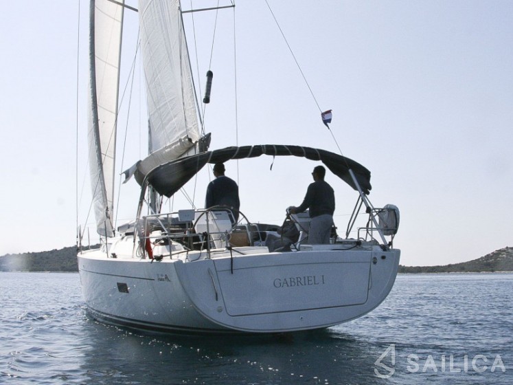 Hanse 455 - Yacht Charter Sailica