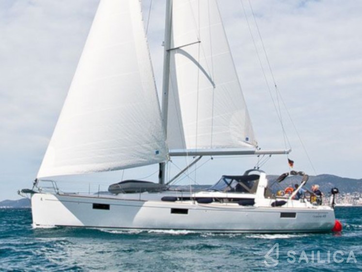 Oceanis 48 - Yacht Charter Sailica