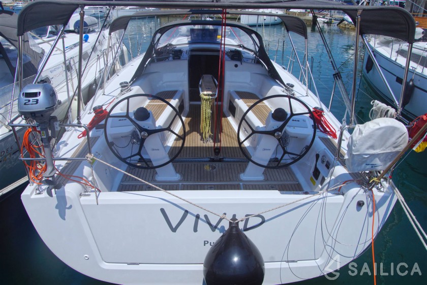 Dehler 42 - Yacht Charter Sailica