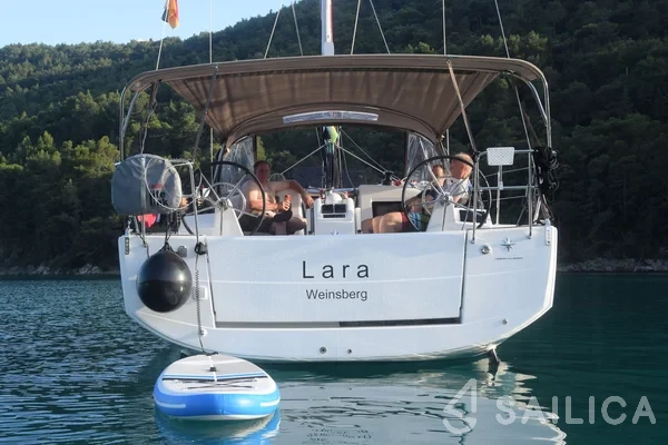 Sun Odyssey 410 - Yacht Charter Sailica