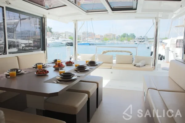 Bali 4.8  - Yacht Charter Sailica