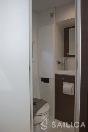 Bali 4.8  - Yacht Charter Sailica